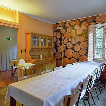 Spacious Family Home, 別荘 *